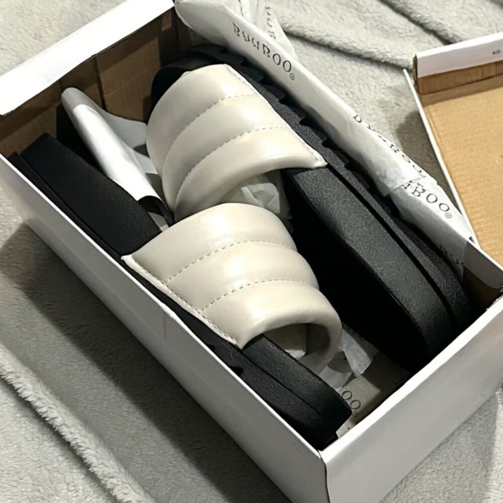 Fashion Nova Haley Slides - Ivory - Brand New